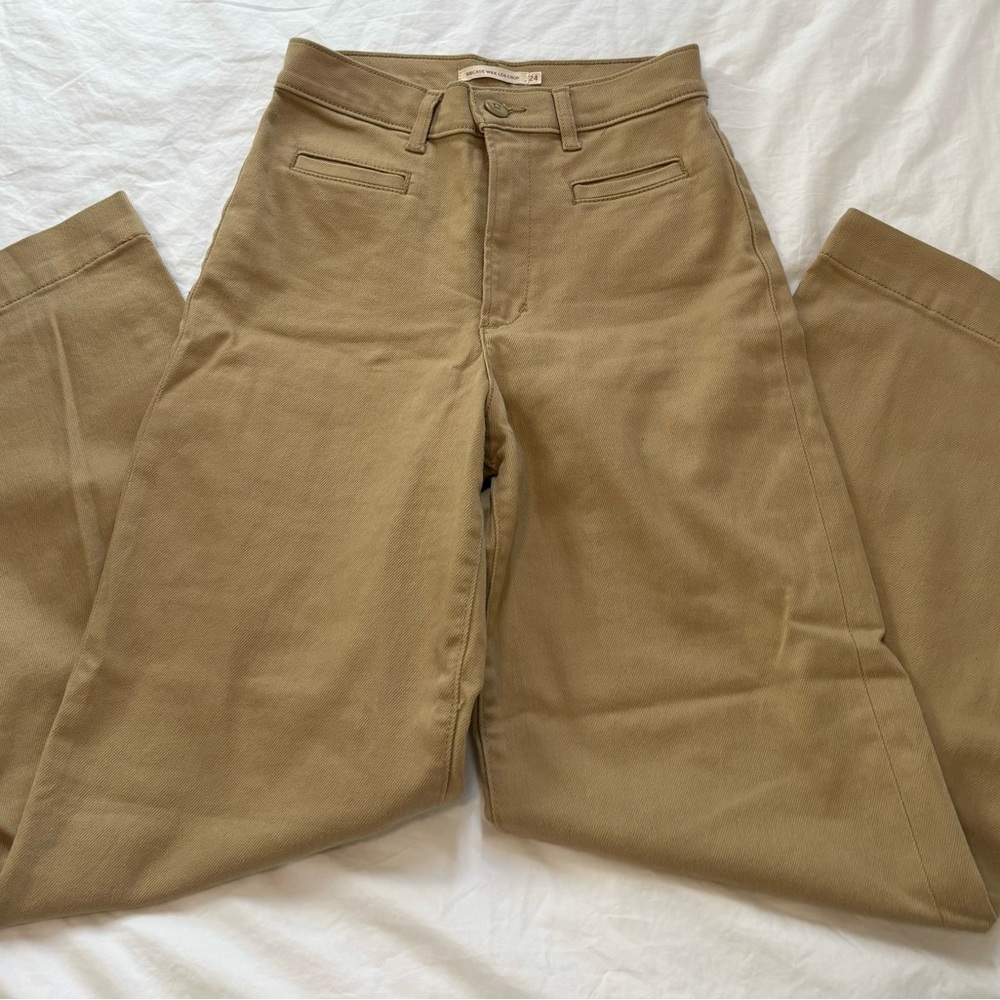 Levi’s Ribcage Wide Leg Crop (24)